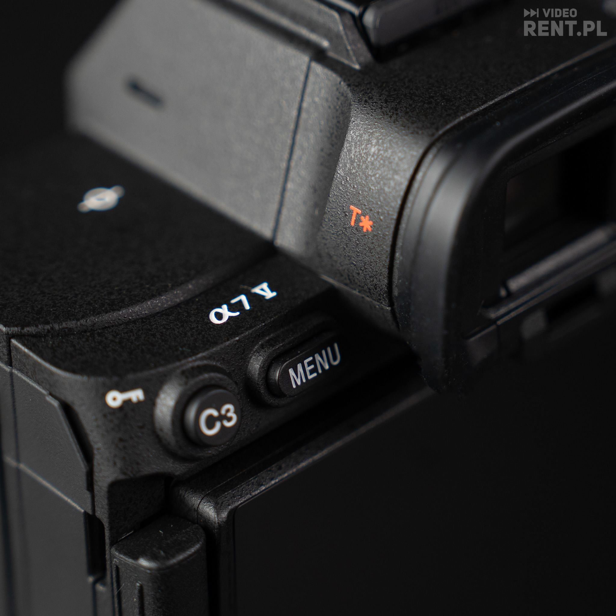 Sony A7 IV vs Sony A7 V – czy warto przesiąść się na nową generację?